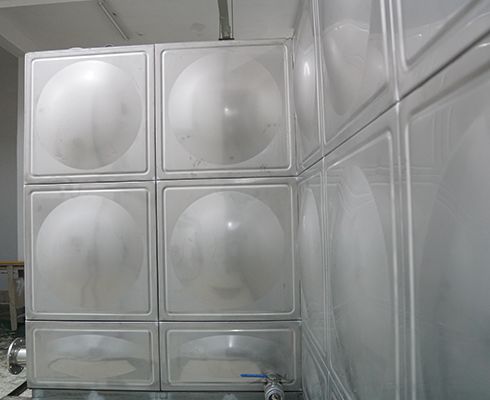 如何防止不銹鋼水箱內部水質(zhì)被污染呢？